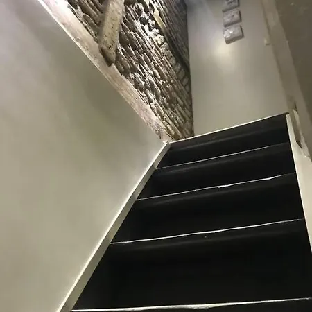 Petite Maison Liegeoise «la De Liege» *