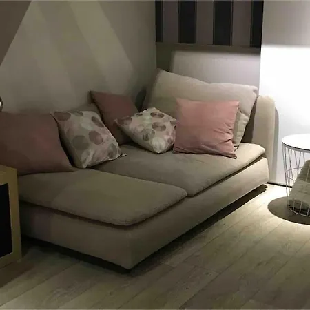 Petite Maison Liegeoise «la De Liege» *